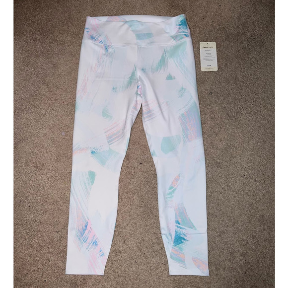 New Fabletics High Waisted Solid Print 7/8 Legging size XL - Picture 1 of 6